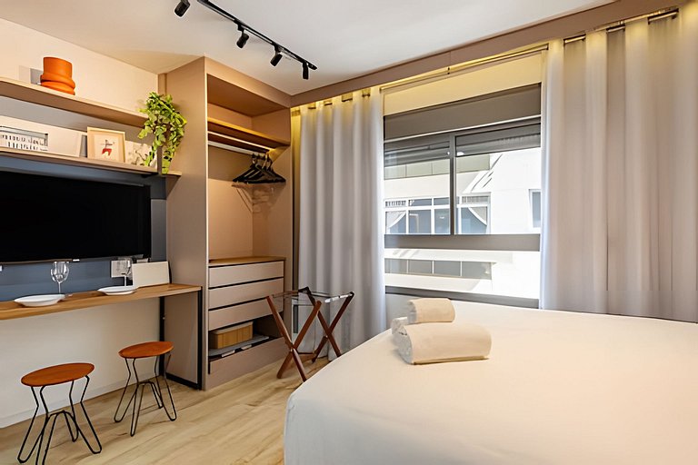 Lindo APTO a 300m da Av. Paulista | A/C, Hospitais